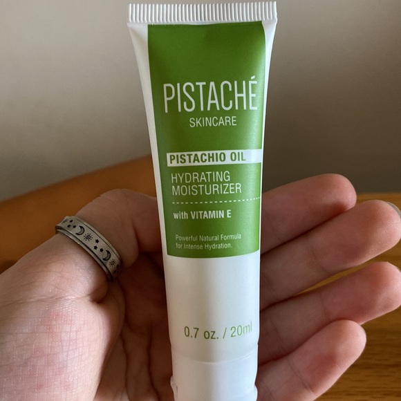 Skincare dream kit!! - Picture 3 of 6